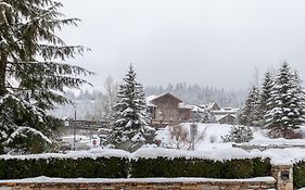 Creekside Slope-Side 1Br With Pool, Hot Tub, Bbq